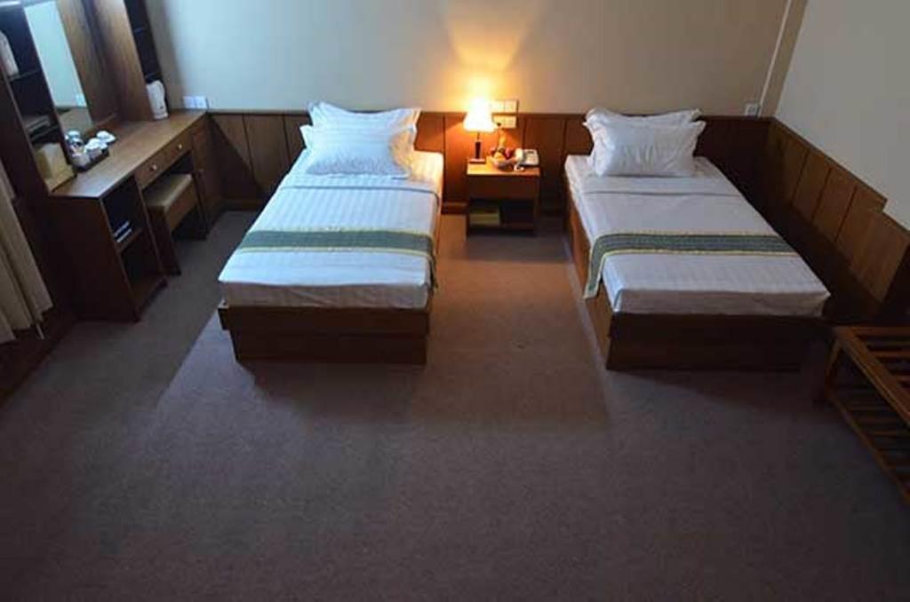 Kyi Tin Hotel Μανταλέι Εξωτερικό φωτογραφία